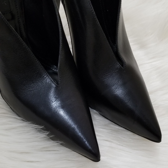 Rare burberry heels - Picture 5 of 10